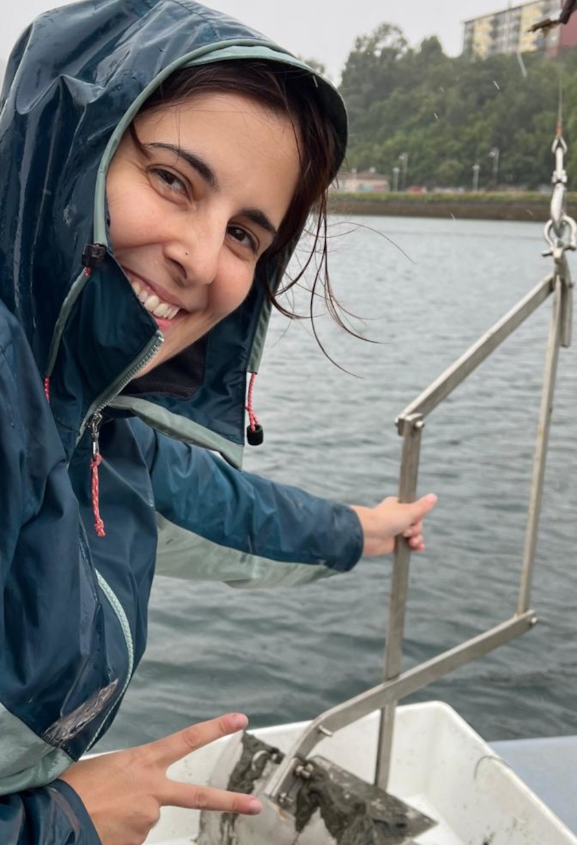 Iria Garcia-Moreiras on a research boat